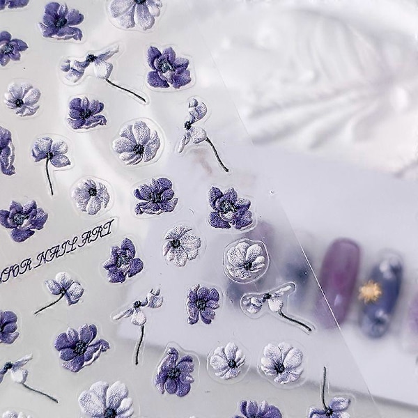 5D Lyx Blå och Lila Blomdesign Nagelstickers Mjuka Präglade Självhäftande Dekorativa Nagelkonst TO3350
