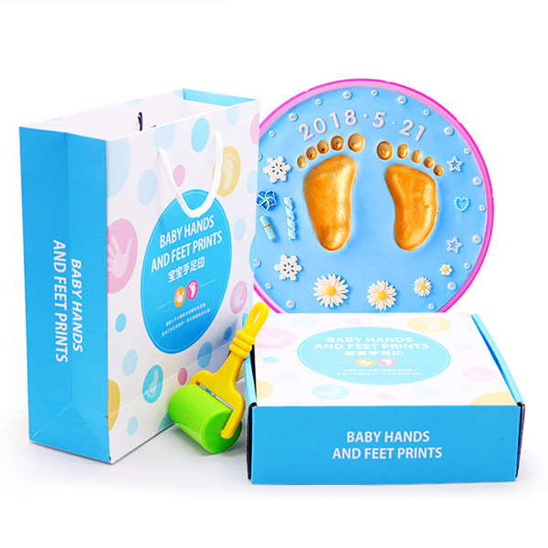 Babyhånd- og fotavtrykk DIY-håndavtrykk fotavtrykk leire God dekorasjon Nyfødt jubileumsgave Rosa boks