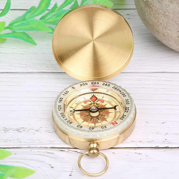 Messinkinen retrotyylinen watch valaiseva läppäkompassi cover ulkovuorikiipeilyyn