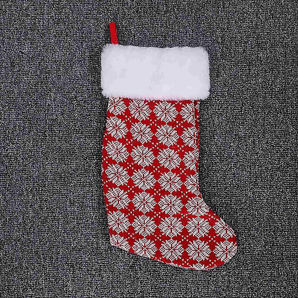 Röda Julstrumpor i Tyg - Klassiska Julklappspåsar - Julgranshängande Öppen Spis