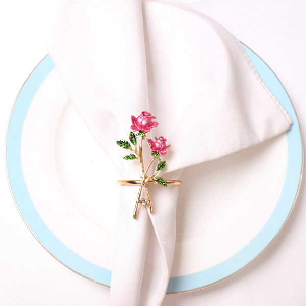 Rose Diamond Servettring - Perfekt för alla hjärtans dag!