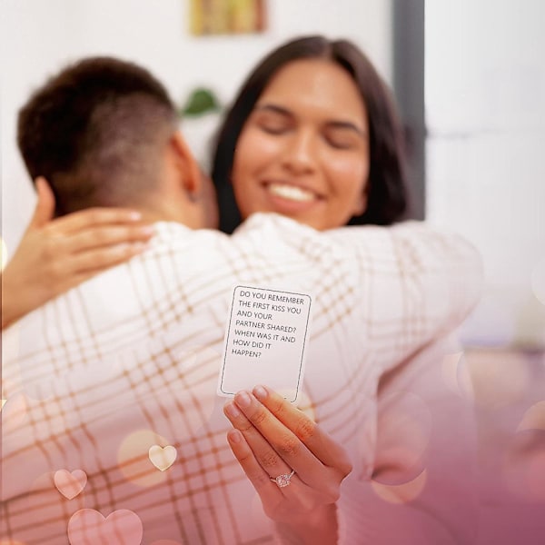 Romantiskt spel för par - Perfekta idéer för dejtkvällar - Present till par - Flickvän, Pojkvän, Nygifta, Fru eller Make. 3-i-1: Prata, Flirta, Våga.