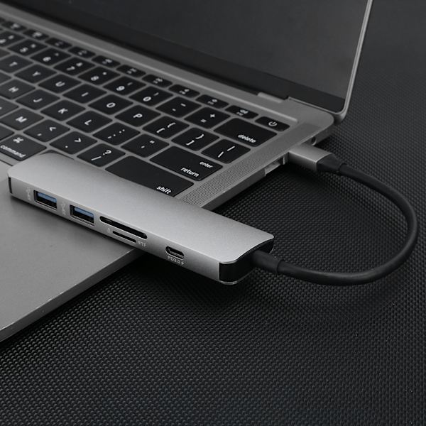 Type-C 6-i-1 Hub Multi-funksjonell utvidelsesdokk Type-C til HDMI/USB3.0/PD3.0-lading