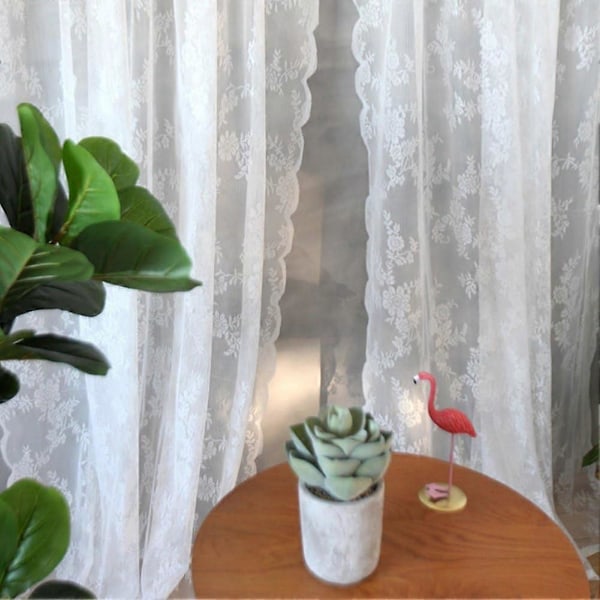 Blonde tyllgardiner, broderte hvite semi-transparente gardiner for soverom og stue