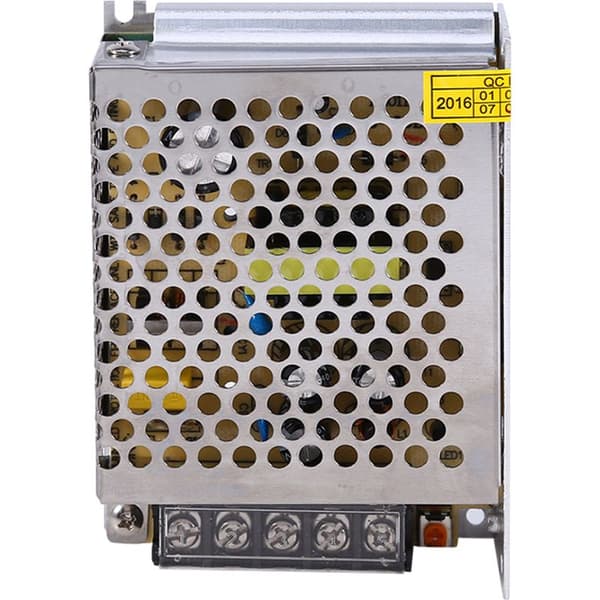 Universaali 15A 12V DC säädelty hakkuriteholähde