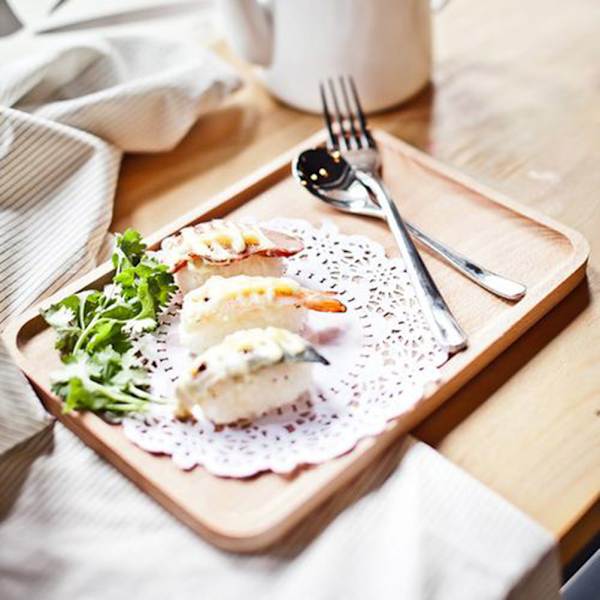 Klassisk rektangulär träserveringsbricka Serveringsbricka Handgjorda dekorativa brickor Träbricka