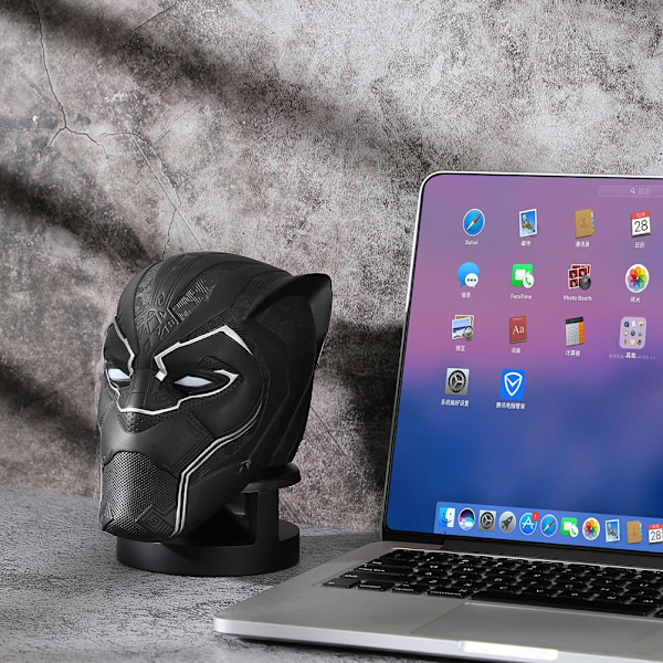 Trådlös hjälm Bluetooth-högtalare med filmfigurer, miniskrivbordshögtalare, presentljud, skrivbordsdekorationer