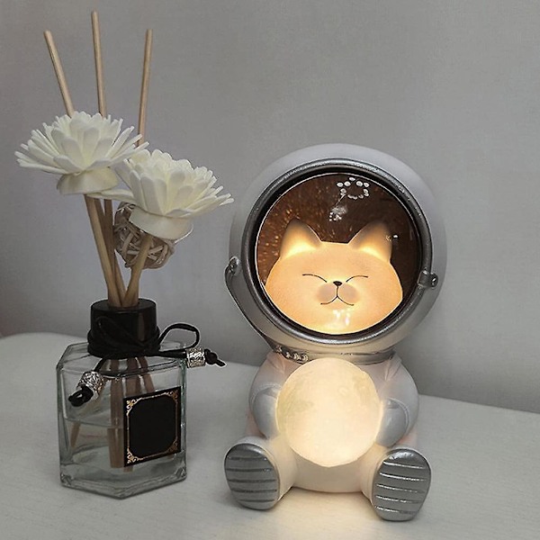 Søt Astronaut Harpiks Nattlys for Barnerom Dekorativ Lampe Gave
