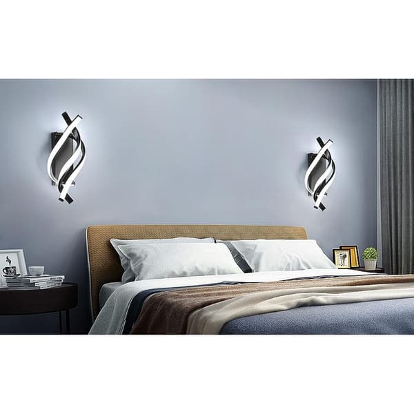 Soveværelse Væglampe – 16W Buet LED Lampe – 6000K Koldt Hvidt Lys – Nem Installation – Moderne Sort Design