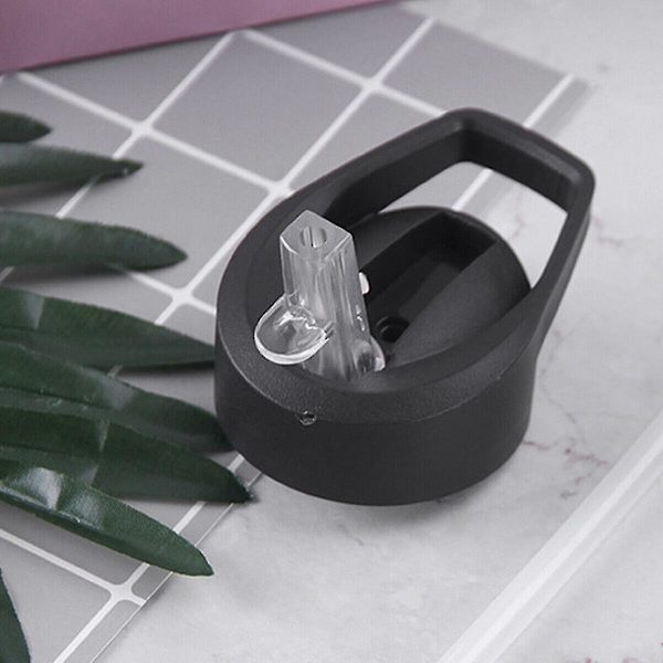 Läckagesäker 750 ml Sport Vattenflaska med Sugrör, Bärbar och Plastfri Svart