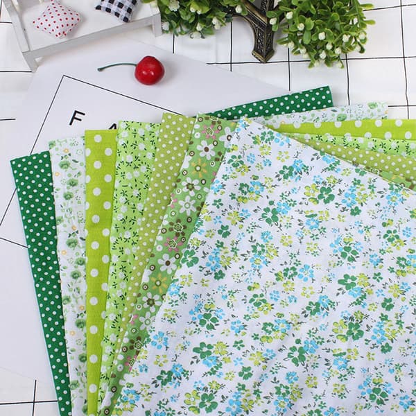 7 st 25*25 cm bomullstyg DIY blandade rutor förskuret bäddset Quarters Bundle (grön)