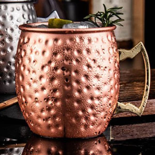 2 stk. 530 ml elegant hamret spids kop kobberbelagt rustfrit stål hamret spids krus til cocktail