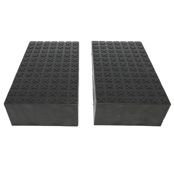 1 set startblockspedaler med slirskyddsremsor Tjockare startblock plastpedaler för sportträningstävlingar