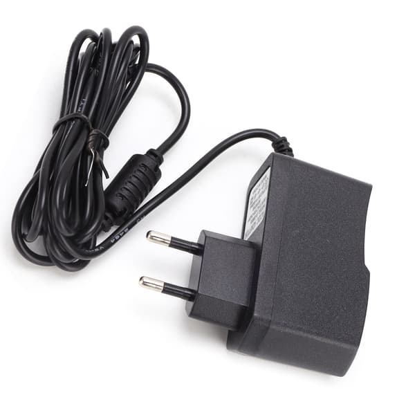 Strømadapter 9V Sort Multi Effects Plast Bredt Anvendelig Linjelængde 190cm 9V AC100‑240V EU-stik