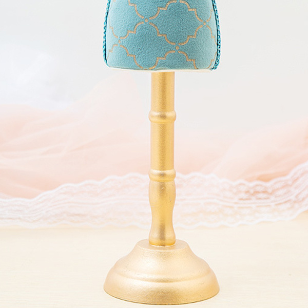 Retro smykkeholder i påfugleblå - elegant og moderne smykkestativ til hjem, butik og mannequin