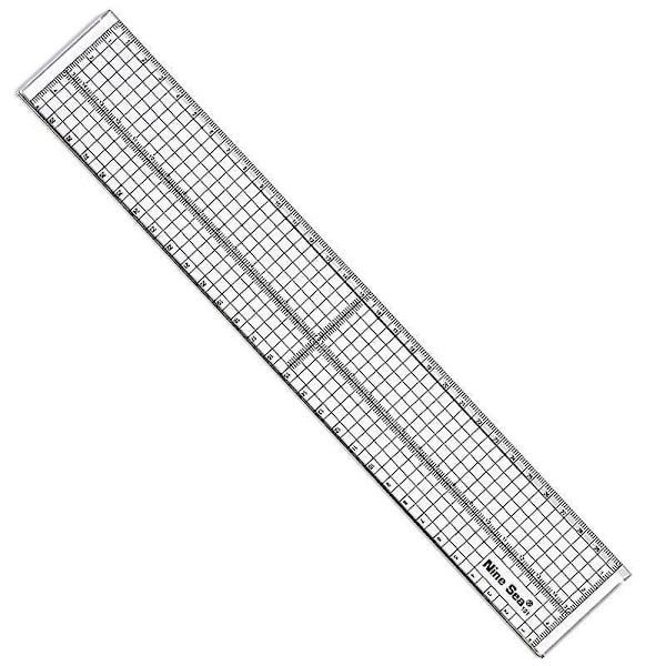 Skärlinjal med metallkant - 30 cm lång - 5 cm bred - Transparent - Med mätgaller