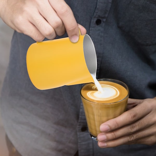 600 ml melkeskummende kopp i rustfritt stål Kanne Kanne Latte Art for hjemmekafébruk Gul