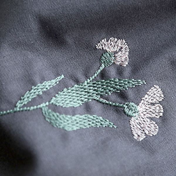 Forkle Blomsterbroderi Vanntett Slitesterkt Bakeforkle for Kaffebar Hjem Mørkegrå