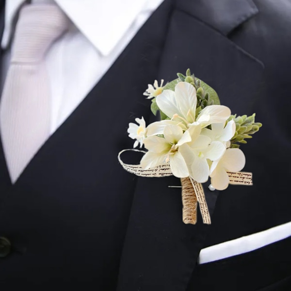 Brud og gom boutonniere brudepige og brudgom corsage rose boutonniere