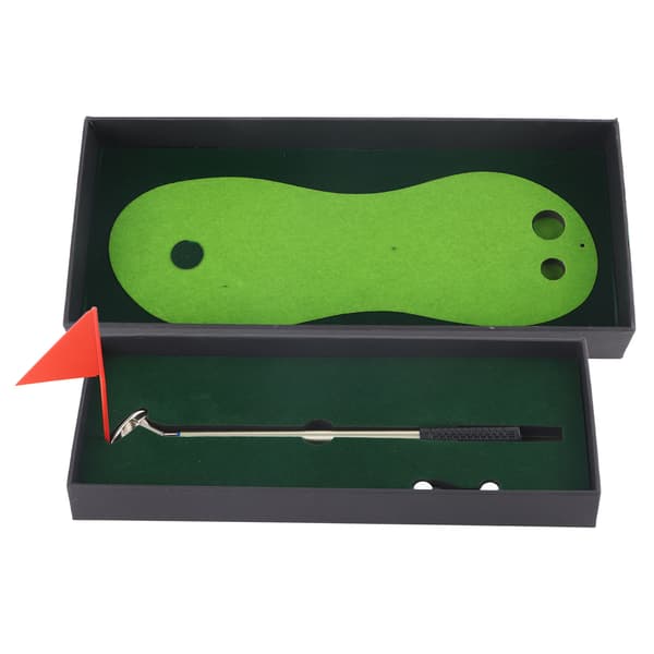 Desktop Lille Golfspil Øvelsessæt Kuglepen Putters Golfbold Putting Måtte Flag