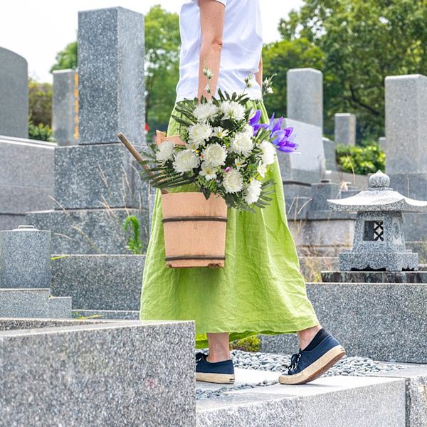 19 hoder krysantem offerblomster Kunstige blomster for offer og gravfeiing