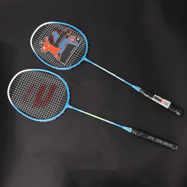 1 par slitesterk badmintonracket i aluminiumslegering med bæreveske