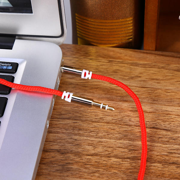 Lydkabeladapterstik 3,5 mm AUX-kabel han-til-han-bilhjælpeledning Stereokabel Rød