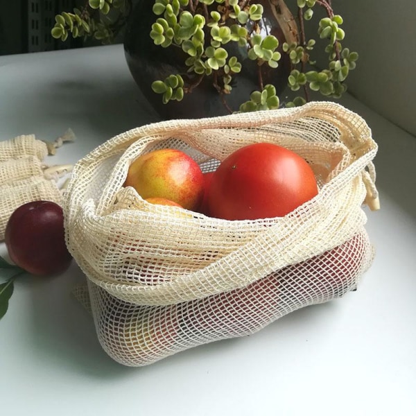 Set med 6 återanvändbara grönsakspåsar i ekologisk bomull, storlek S (M, L), S (28x20 cm) Storlek M (28 x 33 cm) Storlek L (28 x 43 cm)