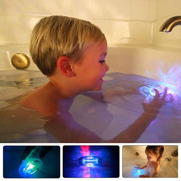 Tilfældig farve baby børn badeværelse LED lys legetøj flyde lampe vandtæt farverige 3 LED badekar lys børn badelegetøj gave