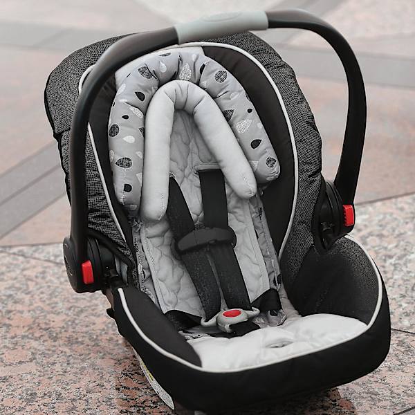 2-i-1 Baby & Toddler Hovedstøtte til Autostole, Barnevogne og Gynger - Sort/Grå/Hvid - 8x2.75x10 Tommer (Pakke med 1)
