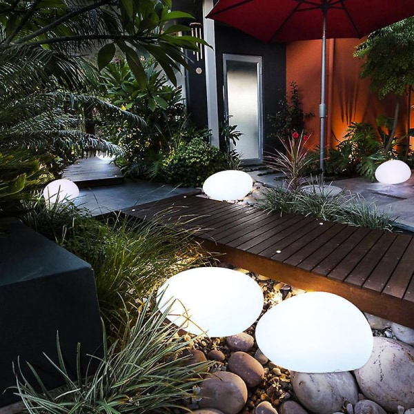 Fjärrstyrd RGB Solar Garden Light - Justerbar vattentät utomhusljusboll med 16 färger för balkong och festdekor