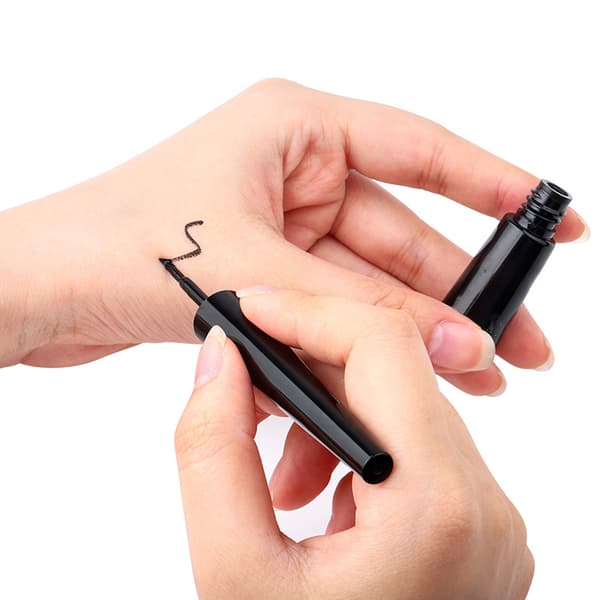 Eyeliner Liquid Fine Tip Smudge Proof Long Lasting Quick Dry Smooth Waterproof Eye Liner