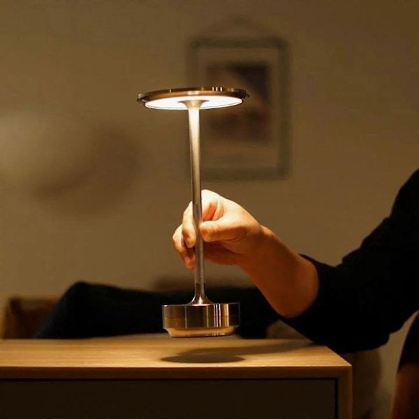 Trådløs Bordlampe Dæmpbar Vandtæt Metal USB Genopladelig Bordlampe 4-niveauer Lysstyrke - GSL sort