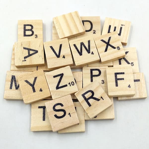 Trä Scrabble Brickor Pedagogiska Trä Pussel Leksaker Giftfria Bokstavsbrickor Leksak för Barn