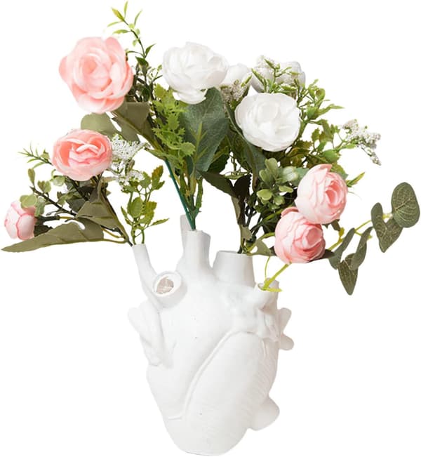 Hjerteformet vase i resin til skrivebord, bord, hylde, stue