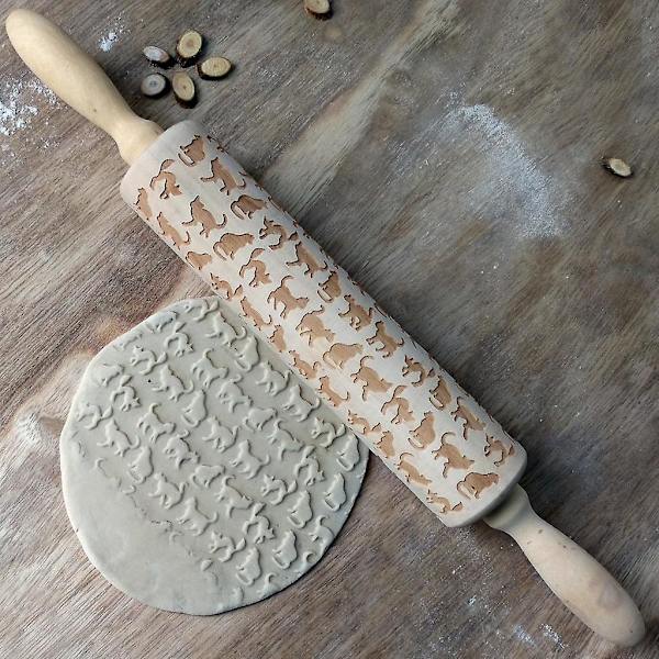 Kattungemønster preget trekjevle for hjemmebaking (35 cm x 4 cm)