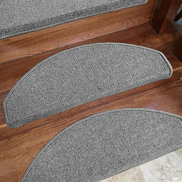 65*24*3 cm Trappsteg - Set med 2 trappstegsmattor - Självhäftande trappmatta - Halkskyddsmatta för inomhusbruk, Halvrund halkskyddslist, Brun, Polypropen