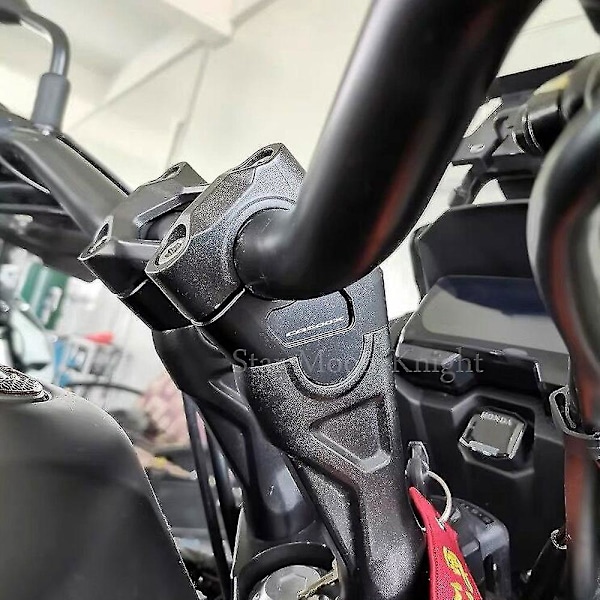 28mm Moottoripyörän Ohjaustangon Nostin Kiinnike Adapteri Hondalle CB500X 2020 Musta