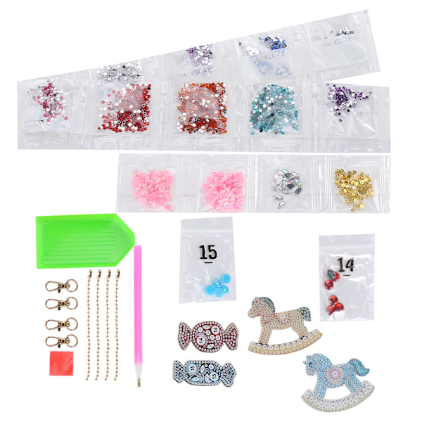 4 stk DIY nøkkelringer Diamanter Maleri Rhinestones Candy Hobbyhest Veskedekor Julegave