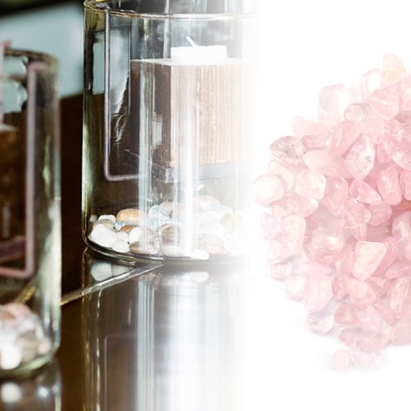 Tumlede steinbiter knuste naturlige krystallkvartsstykker (rosa)