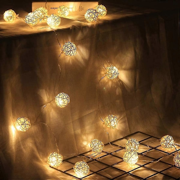 Batteridrivna 20 LED Ljusslingor, 5 meter 20 Globe Rattanbollar Julbelysning