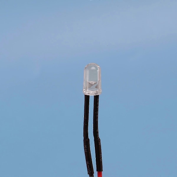 10 kpl 5 mm valmiiksi johdotettuja diffuuseja LED-diodeja, valo 20 mA DC 3-6 V valkoinen