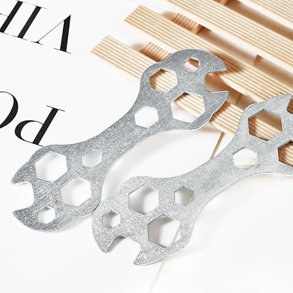 13,5*5 cm Multifunktionel Blomme Nøgle Mountainbike Reparationsværktøj Porøs Blomme Cykel Udvendig Unbrakonøgle