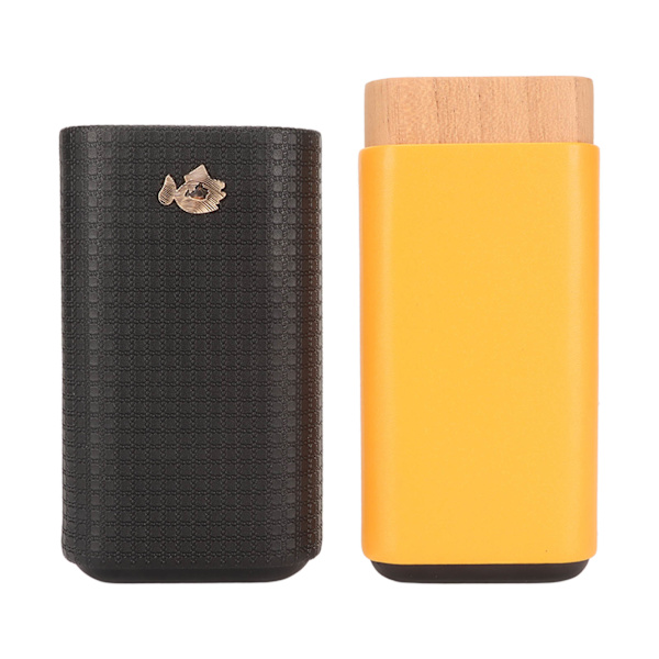 Cigarr Humidor Case Läder Cedar Wood 3 Finger Portable Cigarr Box Present till älskare pappa