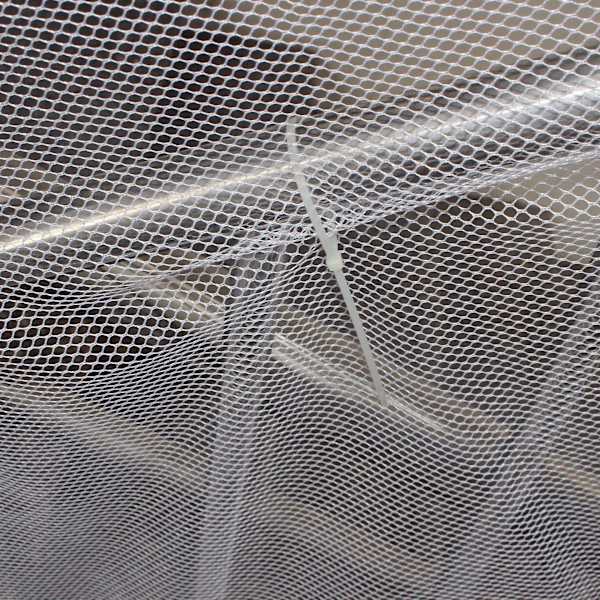 Baby Rail Net - Kaiteen ja Parvekkeen Turvaverkko - Sisä- ja Ulkokäyttöön - Lemmikki- ja Leikkikalusuojaus - 3 metriä x 1 metri