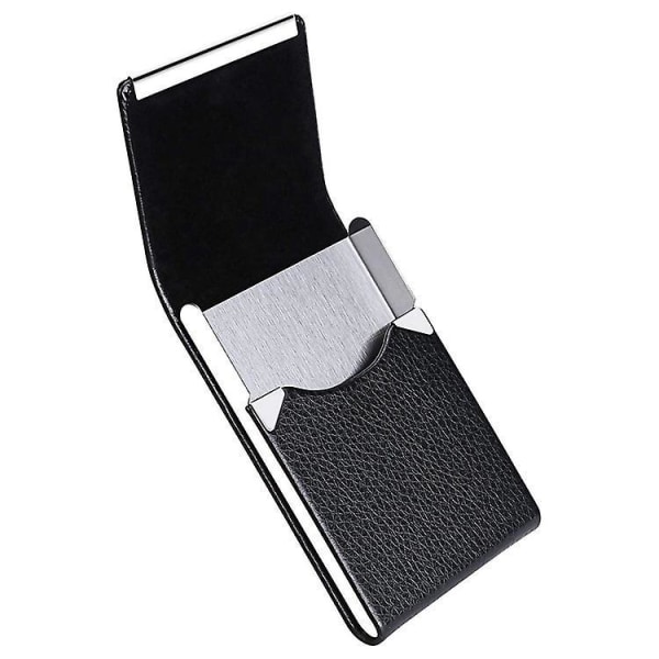 Slank visitkortholder i sort syntetisk læder med slankt metalhus og magnetisk lukning for perfekt kortbevaring
