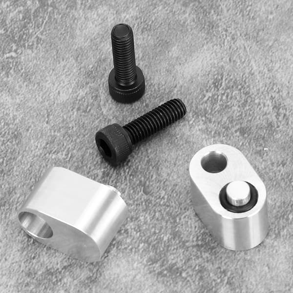 LS kjølevæske crossover rør adapter passer for LS2 LS1 LS3 5.3 6.0 LM7 LQ4 1/8 NPT