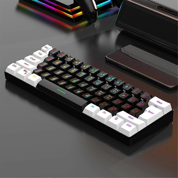 USB-johdollinen 61 näppäimen RGB-taustavalaistu tietokone-/MAC-näppäimistö, valkoinen