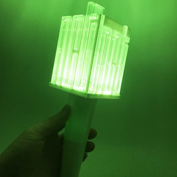 Trend Star Konsert Spesiallys NCT Lyspinne Gave til Fans