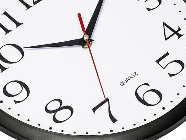 Black Wall Clock Silent Non-Ticking Quality Quartz Battery Operated Round Easy to Read Home/Office/Kitchen/Classroom/School Clock Sweeping Movement (10 I